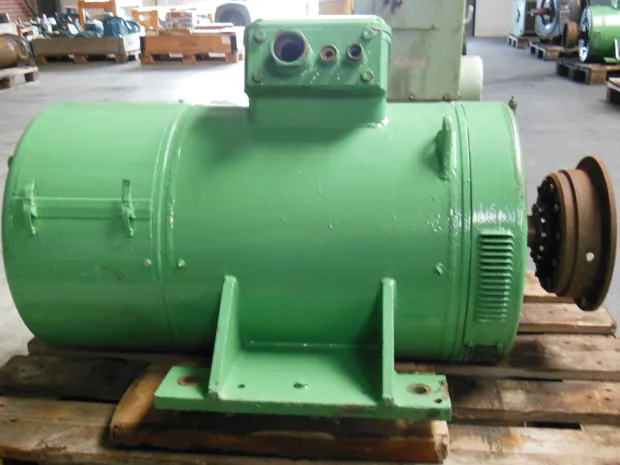 Image 2 of 5 - Anton Piller - NKT B4-821