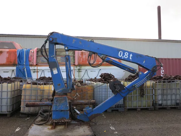 Image 1 of 7 - No plate