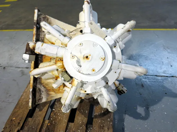 Image 2 of 8 - Bauer - HMB7-4,6-1-T-5