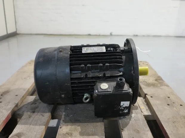 Image 1 of 3 - Hoyer Motors - HMA2-112M-8