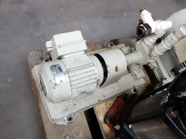 Image 2 of 3 - Viking Pump - FH 432