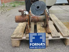 Small winch