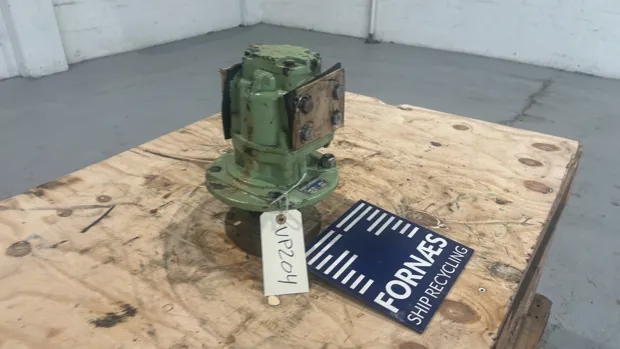 Image 2 of 9 - Kracht - KF4/150G10B P0B 7DP1/196