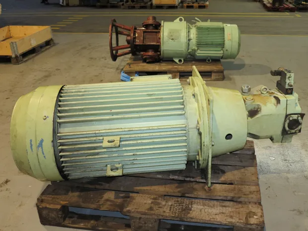 Image 3 of 7 - HP941