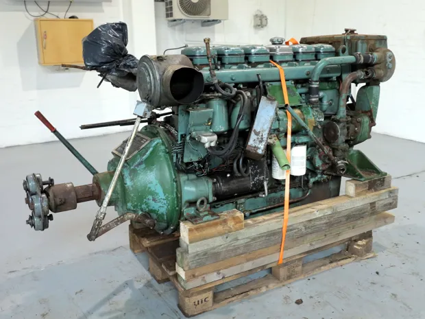 Image 1 of 5 - Volvo - MD 100A