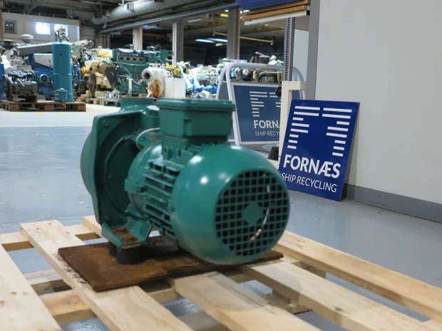 Image 3 of 6 - Azcue - CA40/1B