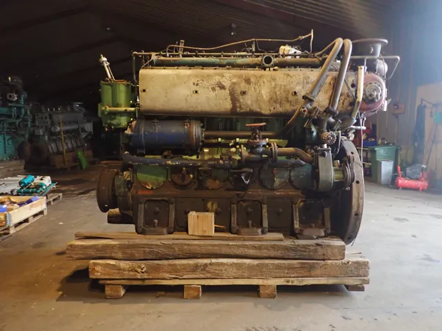 Image 2 of 9 - MWM - no plate