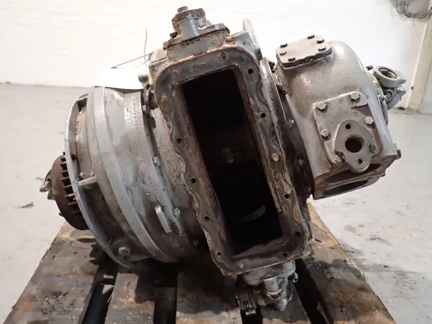 Image 4 of 5 - BBC - VTR 201-2P