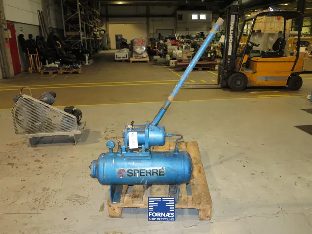 Image 1 of 5 - Sperre - HLH/119