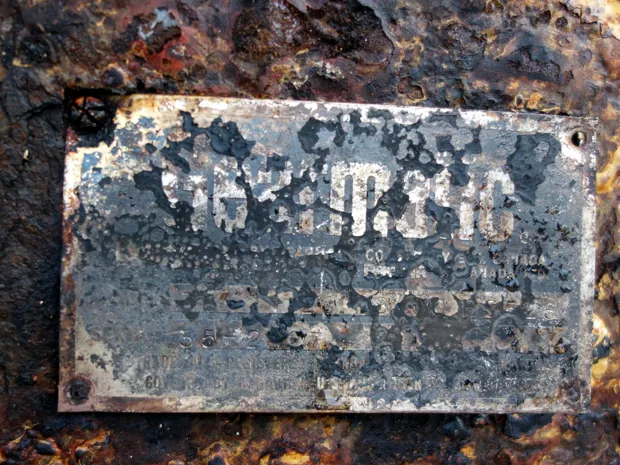 Image 7 of 7 - Tackle winch