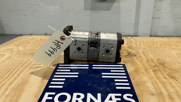 Image 7 of 9 - HP999