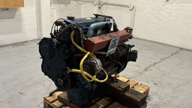 Image 3 of 7 - Ford - 826E