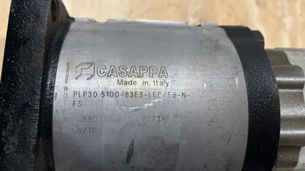 Image 7 of 8 - HP995