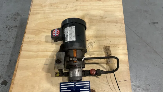 Image 5 of 9 - HP1002