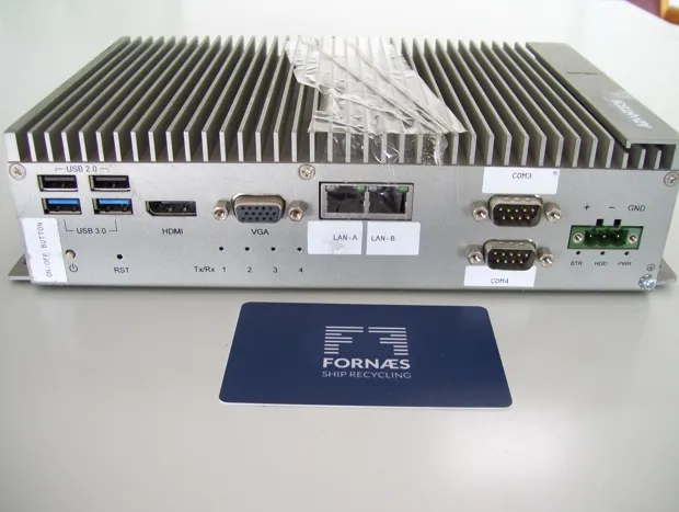 Image 3 of 3 - ADVANTECH  - UNO-2483G  Computer