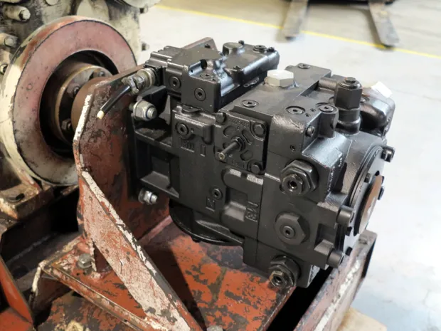 Image 7 of 10 - Cummins - NTA885