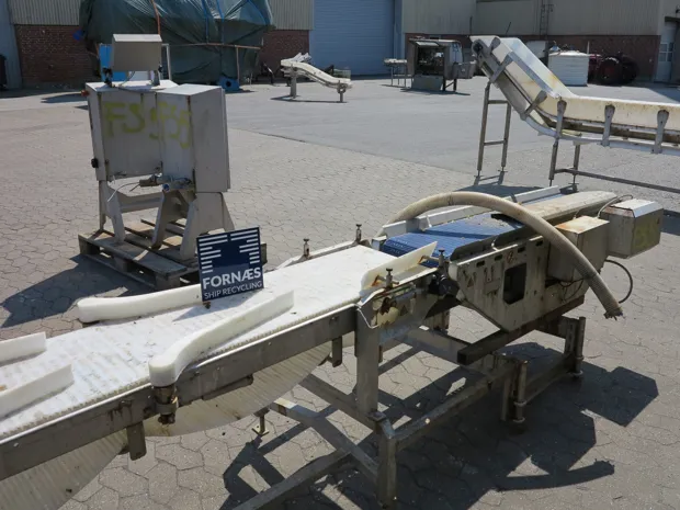 Image 4 of 4 - Marel M3210. ser. A166302. Conveyor
