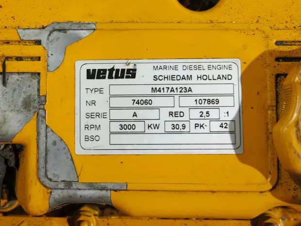 Image 6 of 9 - Vetus Diesel - M4.17 A123A