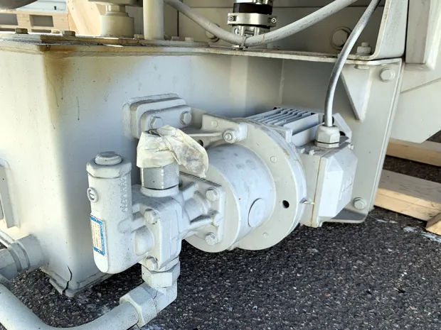 Image 2 of 5 - ABB - AMG 0710SM08 LSE