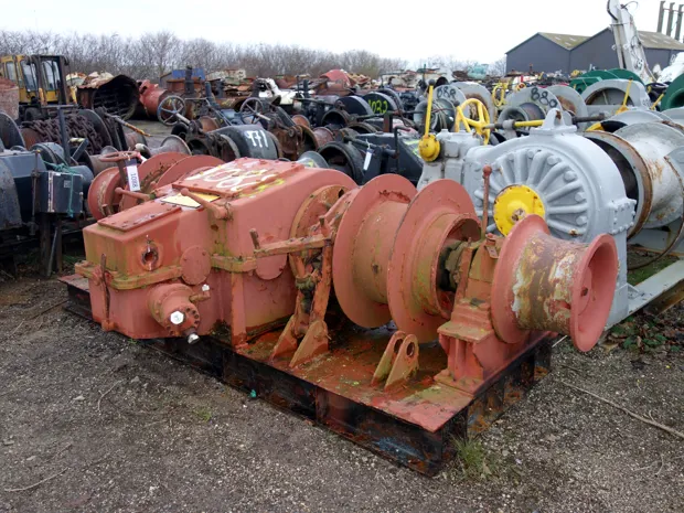 Image 2 of 5 - Anchor winch double