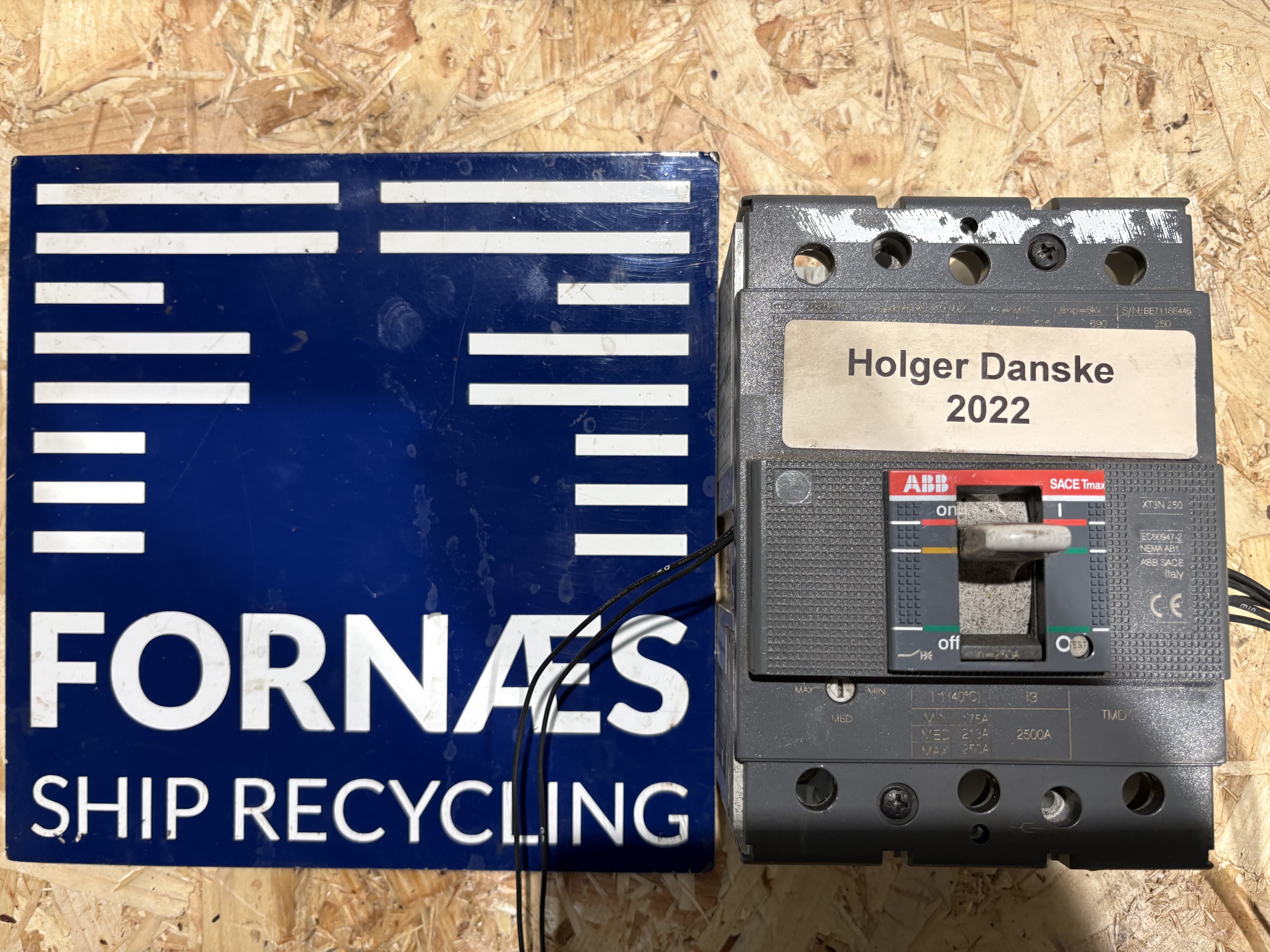 ABB - SACE Tmax XT3N 250