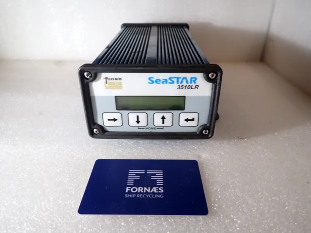 Image 1 of 3 - Furgo SeaStar - 3510 LR