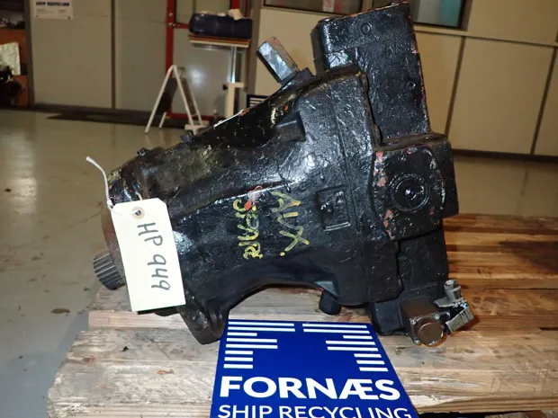 Image 3 of 5 - HP949