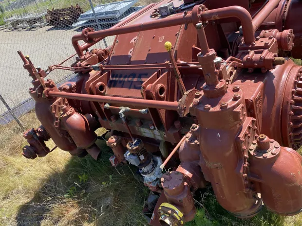 Image 5 of 15 - Brattvaag - CT63SBL