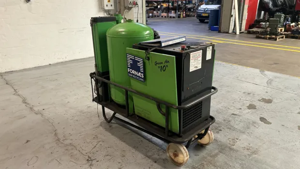 Image 5 of 9 - Gardner denver - ESR5/8