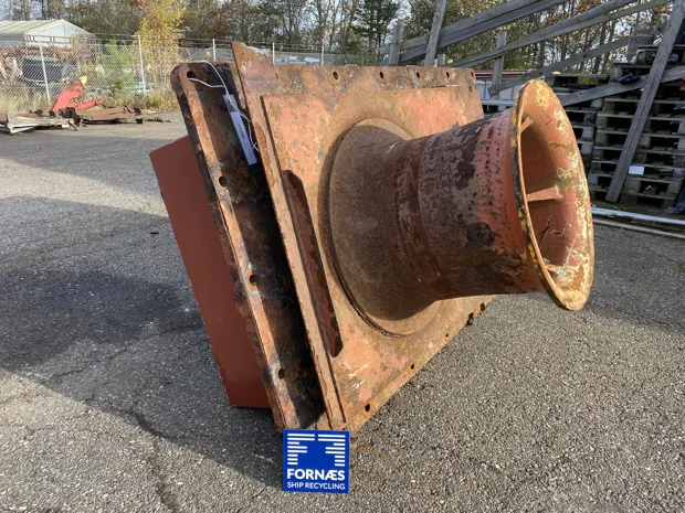 Image 6 of 7 - Capstan