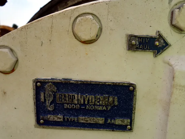 Image 3 of 3 - Trawl winch