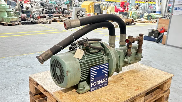 Image 2 of 8 - HP171