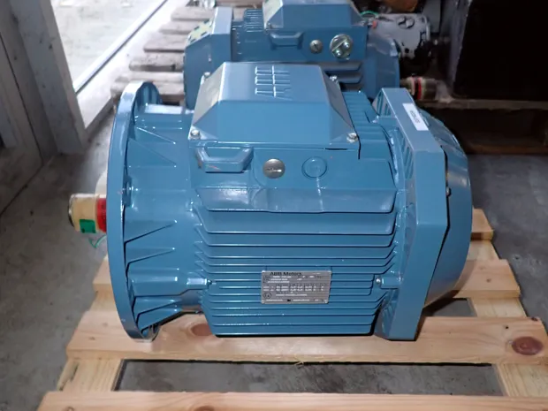 Image 1 of 3 - ABB - M2AA 132 SB