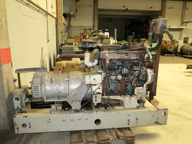 Image 1 of 5 - Scania