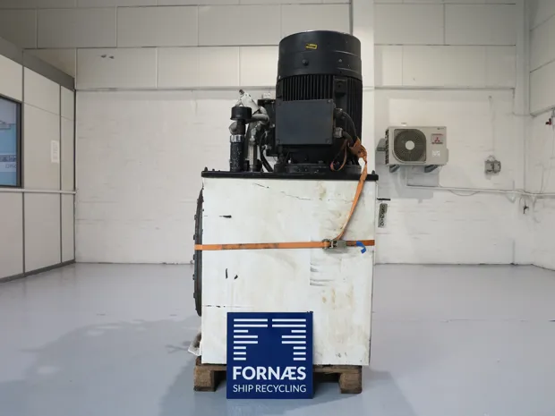 Image 4 of 7 - HS302