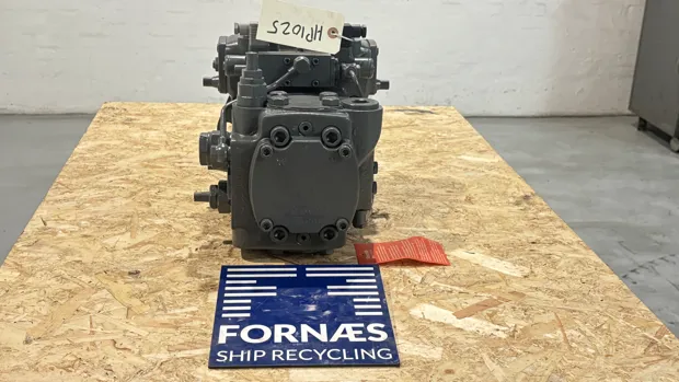 Image 8 of 10 - HP1025