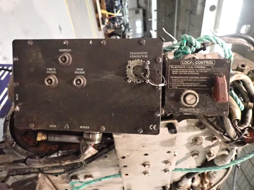 Image 6 of 7 - Detroit/MTU - S60 Marine