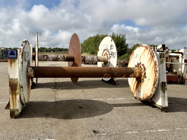 Image 1 of 5 - ND391