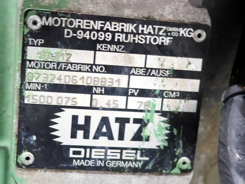 Image 5 of 5 - Hatz - 1D81Z