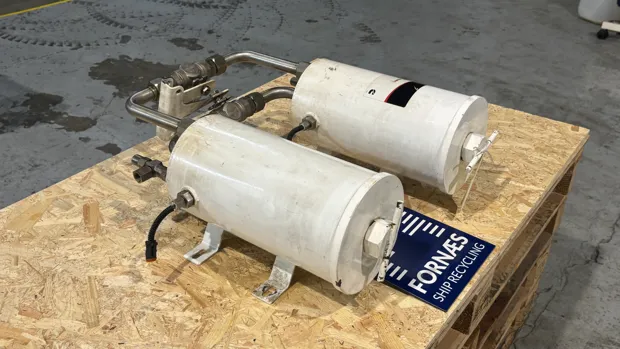 Image 8 of 9 - Fleetgaurd - Sea Pro FH24002