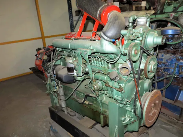 Image 1 of 4 - Ford - 6 cyl. whitout turbo