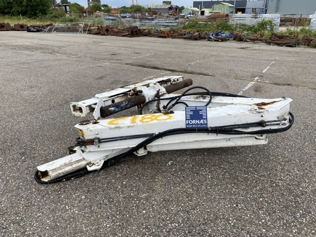 Image 2 of 4 - Foldekran