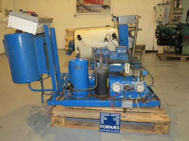 Image 3 of 8 - GEA Bock - HGX34e/380-4