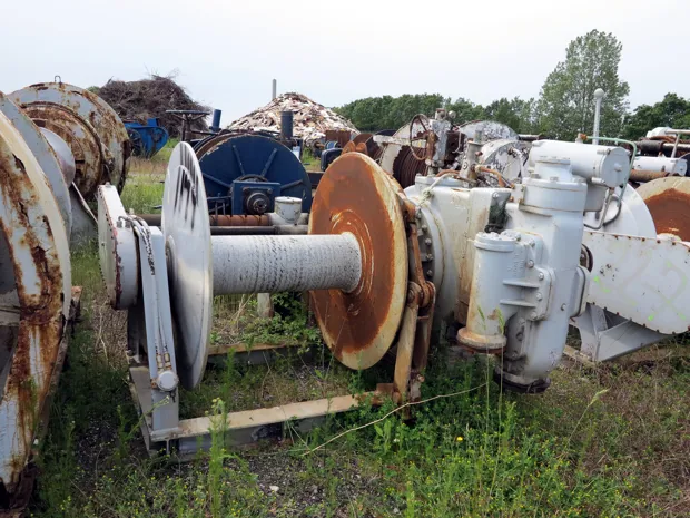 Image 3 of 5 - Trawl winch