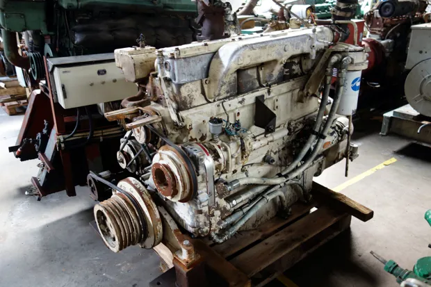 Image 6 of 8 - Cummins - NT-855-M1