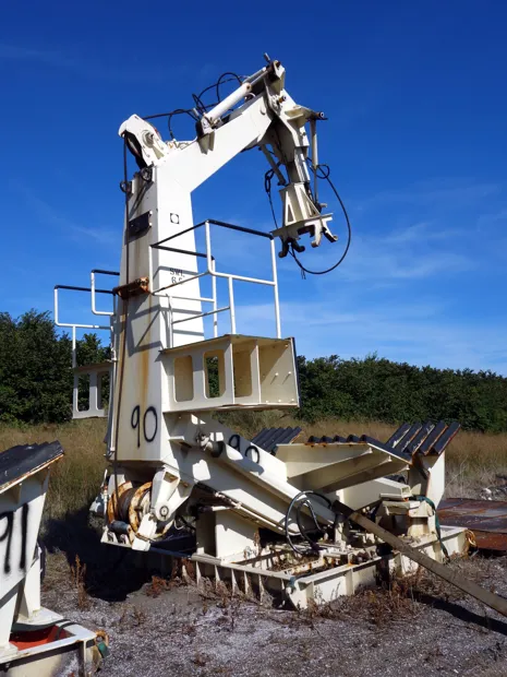 Image 5 of 6 - Caley - Davit