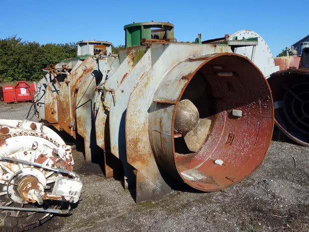 Image 2 of 4 - P20. W00304527. AT 366PRS82