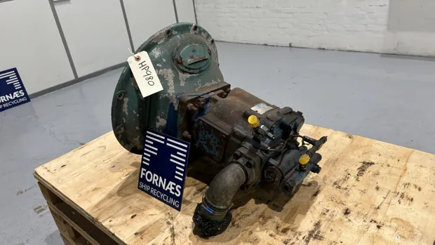 Image 3 of 8 - HP980