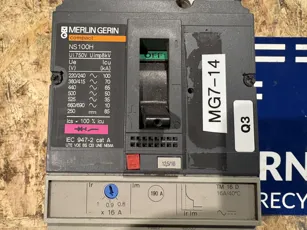 Merlin Gerin - Compact