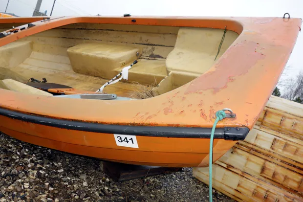 Image 4 of 6 - Small boat